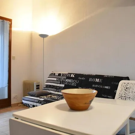 Hébergement de vacances Mezzanine A 10 Min De La Mer, Parking Prive, Animaux Admis - Fr-1-229-853